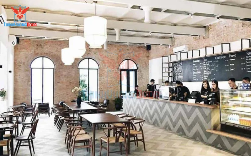 cửa chống cháy quán cafe