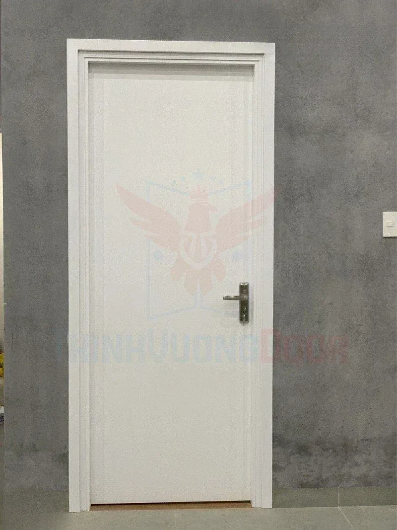 cửa nhựa composite màu trắng
