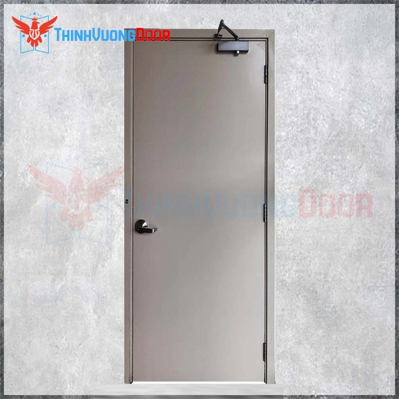 Cửa thép chống cháy P1 màu xám trắng, dùng cùi chỏ hơi thủy lực