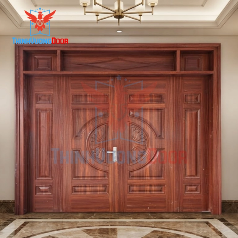 Giá cửa thép vân gỗ 4 cánh 4C024 và các yếu tố ảnh hưởng