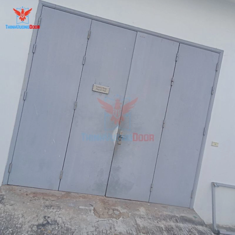 cửa thép chống cháy 4 cánh