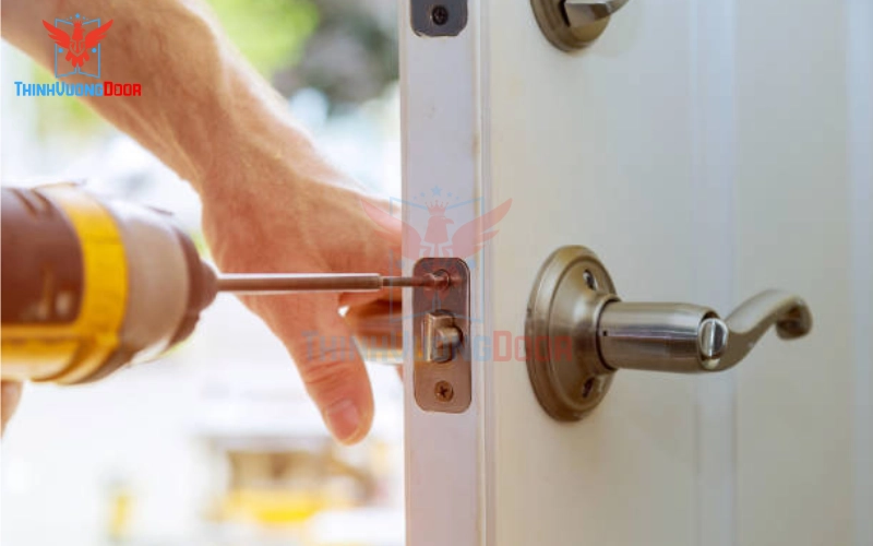 Vật liệu và phụ kiện