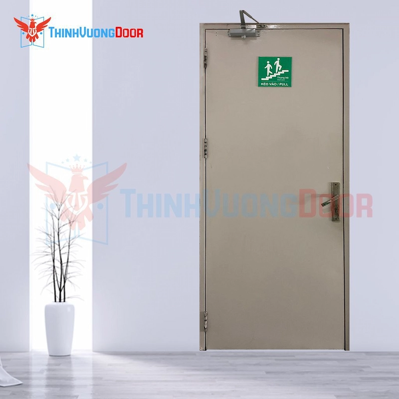 Cửa thép chống cháy P1 cho cầu thang thoát hiểm