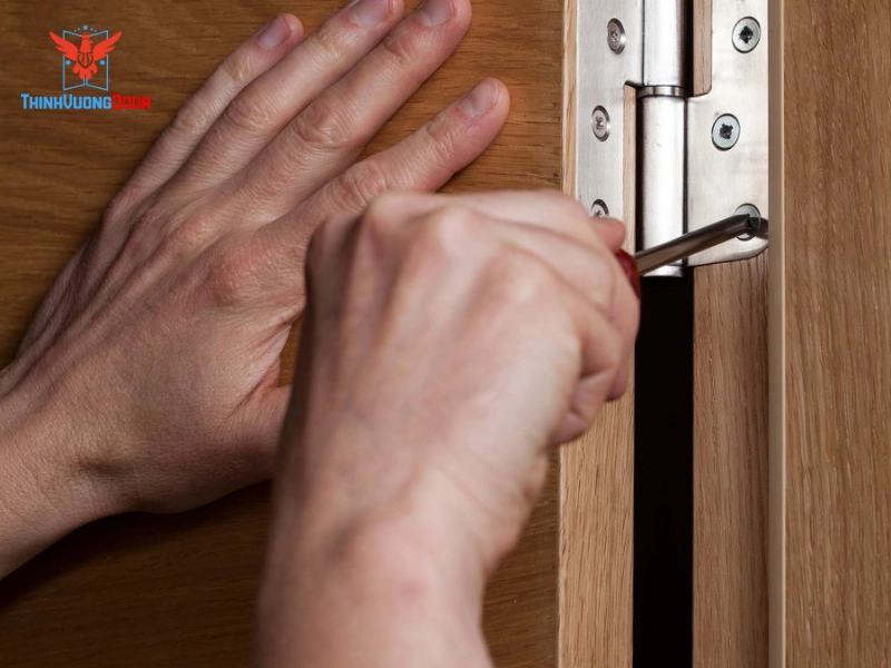Lời khuyên khi chọn và bảo dưỡng cửa nhựa ABS