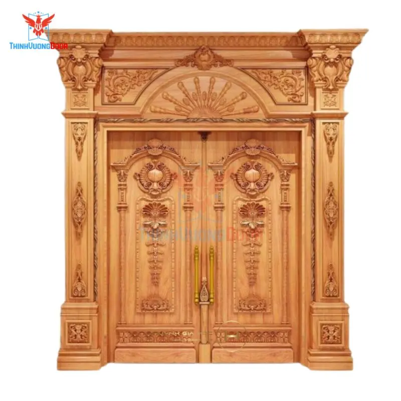 Ý nghĩa sâu sắc của các họa tiết chạm khắc trên cửa gỗ