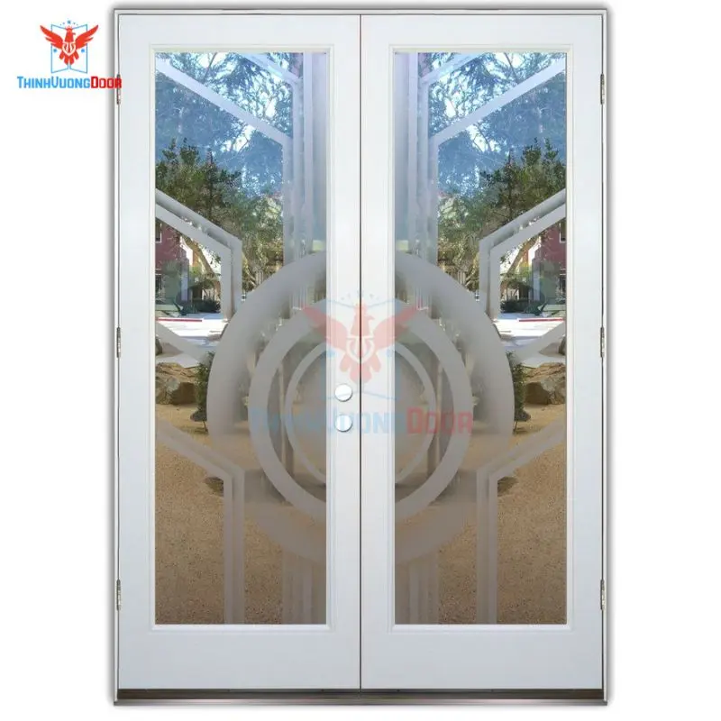 Cửa gỗ 2 cánh kính Lim, kính cường lực trong suốt với một phần kính được phun cát tạo hình logo hoặc họa tiết riêng biệt