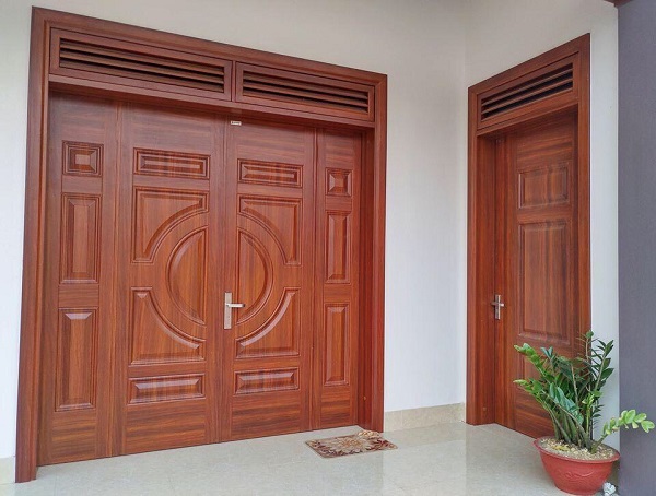 cửa thép vân gỗ dùng là cửa chính